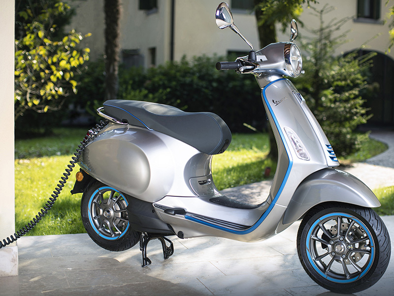 03 Vespa Elettrica