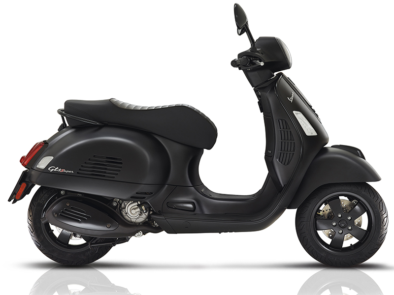 04 vespa gts super notte