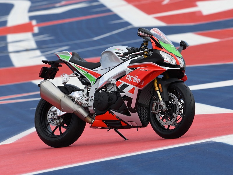 01 aprilia rsv4 rf le