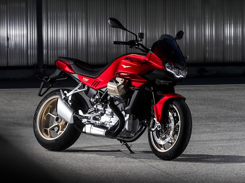 04 moto guzzi v100 mandello