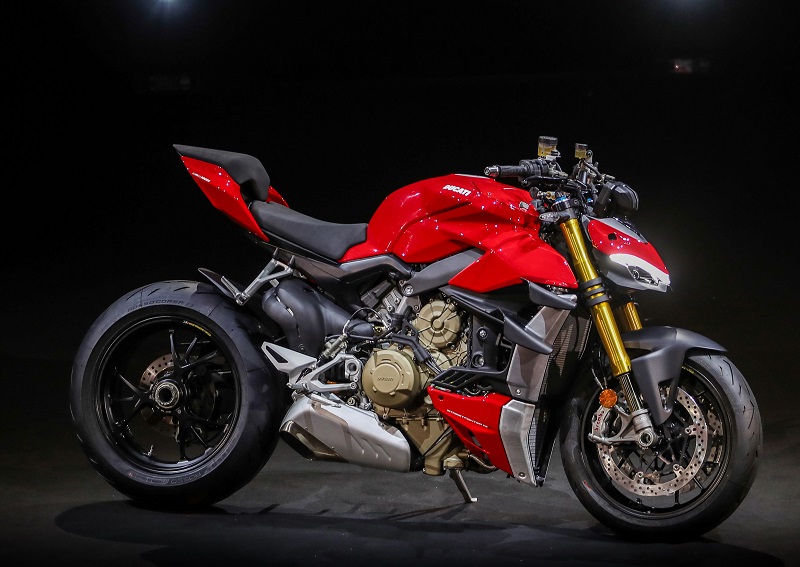 070 DUCATI WORLD PREMIERE 2020 UC101939 Mid
