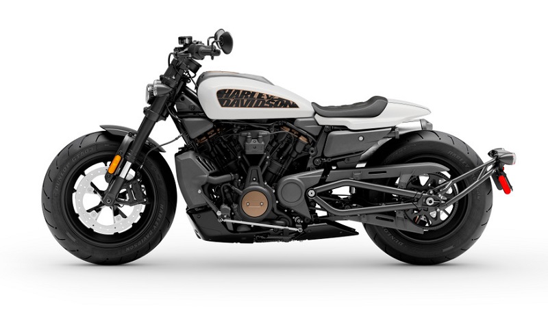 2021 Model Photography. RH1250S