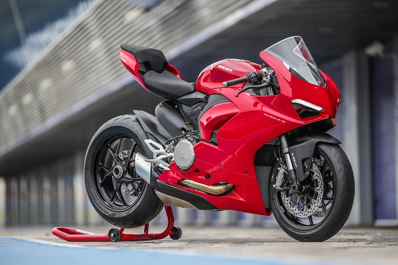 DUCATI PANIGALE V2 11