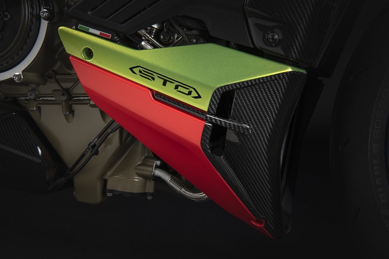 DUCATI STREETFIGHTER V4 LAMBORGHINI 35 UC418373 High