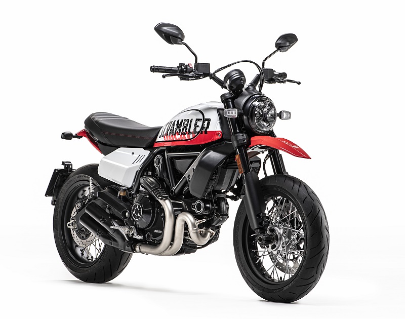 MY22 DucatiScrambler UrbanMotard 004 UC341492 High