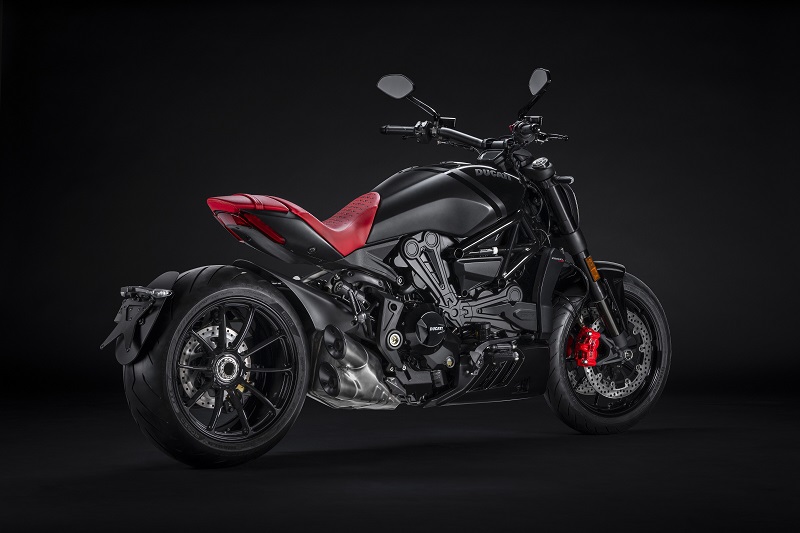 MY22 Ducati XDiavel Nera 052 UC365269 Mid