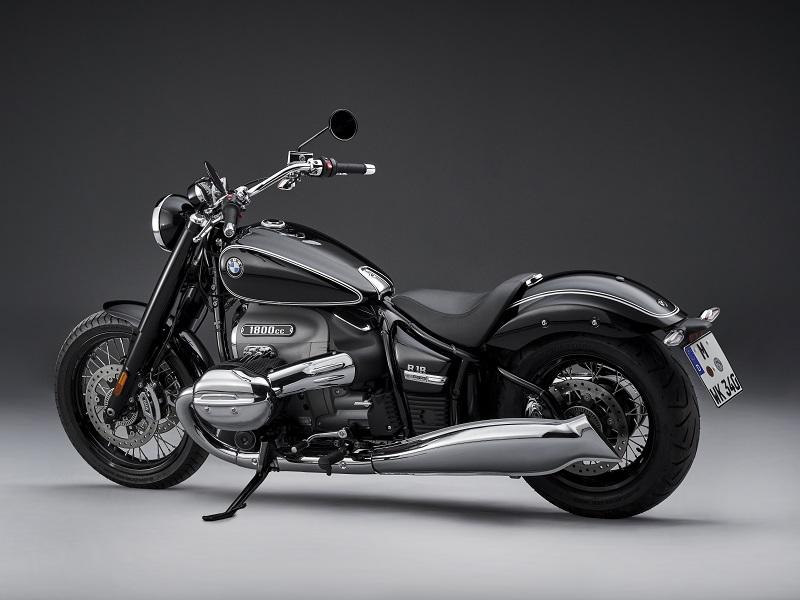 P90386411 highRes the bmw r 18 first e