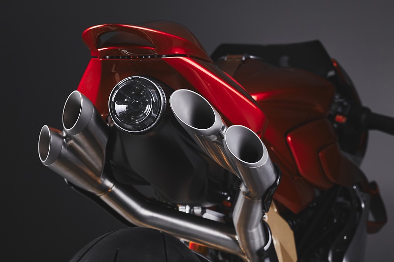 SUPERVELOCE 1000 SERIE ORO DETAILS 10