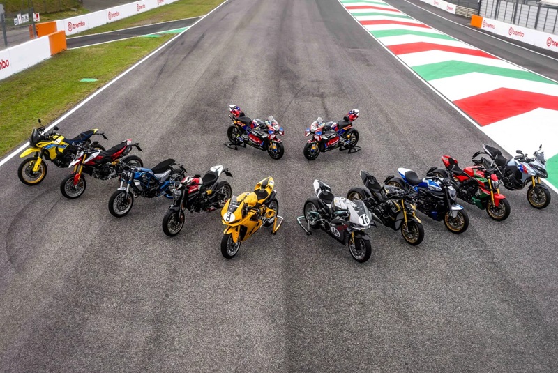 00 COLLEZIONE 100 DUCATI 2etezz