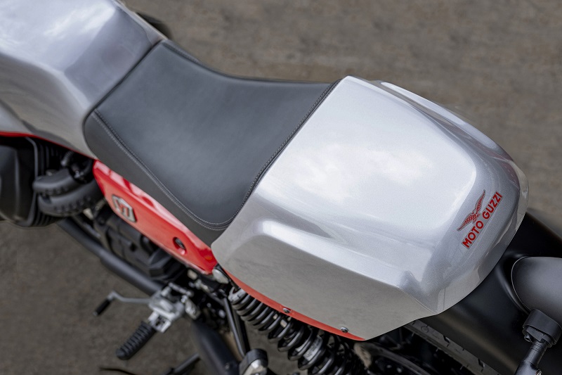 05 seat cover