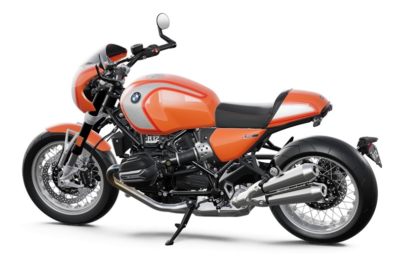 P90580806 lowRes bmw r 12 s
