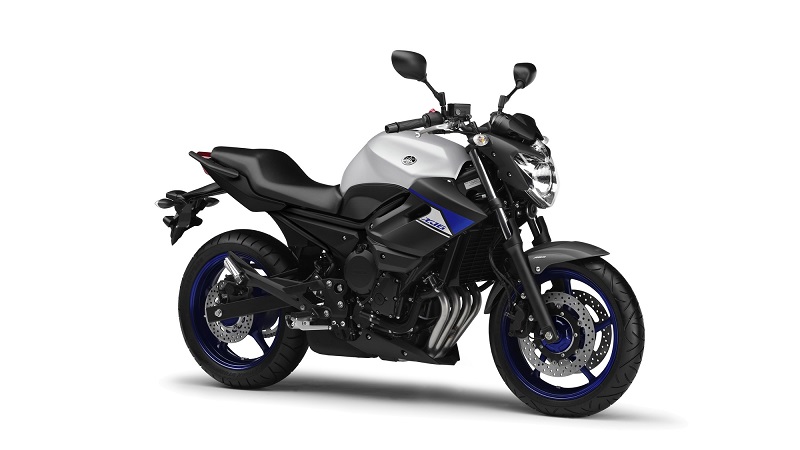 2015 Yamaha XJ6 EU Race Blu Studio 001