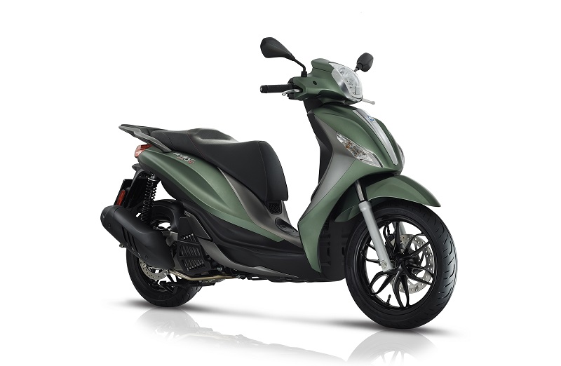 02 Piaggio Medley S