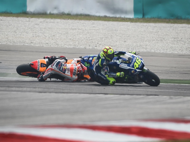 Rossi marquez Sepang15