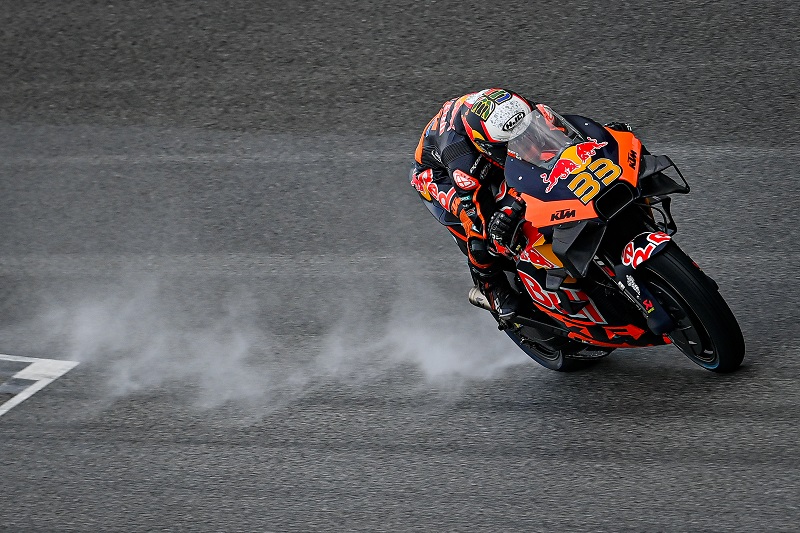 33 Brad Binder LG70837