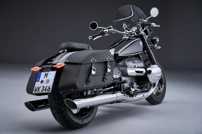 P90401846 highRes the bmw r 18 classic