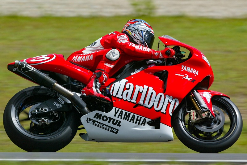 yamaha 2002.gallery full top fullscreen