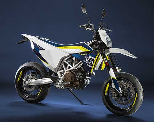 20-Husqvarna-701-Supermoto