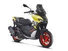 Može i preko rubnika: Aprilia SR GT 125 &amp; 200