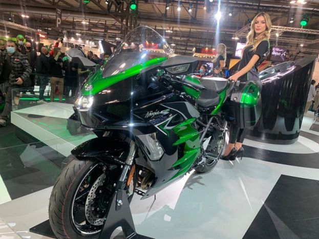 Dva radara, jedan kompresor: Kawasaki Ninja H2 SX