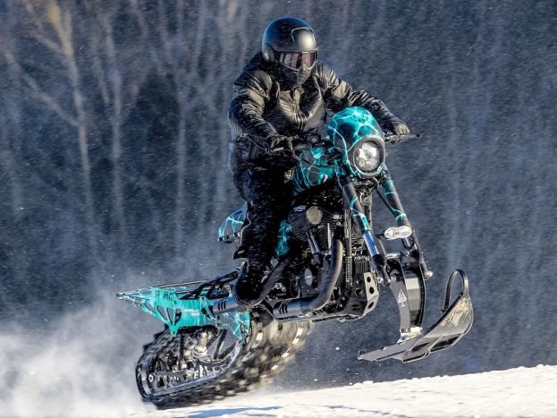 Prerada: Harley-Davidson Roadster Snow Drag