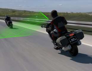 BMW Motorrad uvodi aktivni tempomat