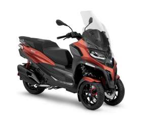 Predstavljen novi Piaggio MP3 400 i 530