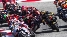 Foto: Sudar na startu Sprint MotoGP utrke u Austriji