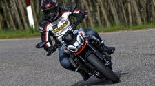 Testirali smo: Aprilia Tuono 457