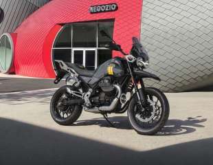 Noviteti: Moto Guzzi 105th Anniversary Edition